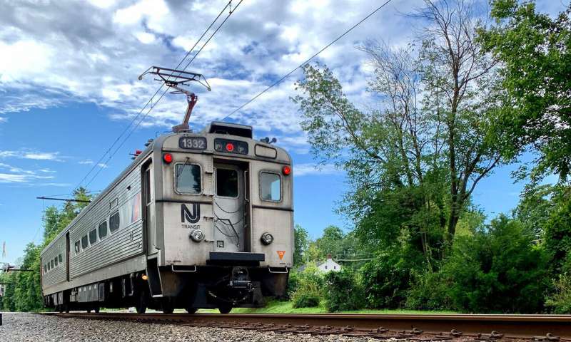 Local commuter train helps nuclear arms control researchers