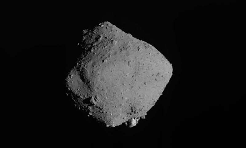 Japan awaits capsule's return with asteroid soil samples