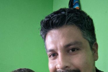 Citizen scientists discover two gaseous planets around a bright, sun-like star