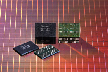 figure-1-sk-hynix-starts-mass-production-of-1anm-dram-using-euv-equipment.jpg