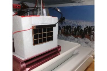 Solar hydrogen for Antarctica -- study shows advantages of thermally coupled approach