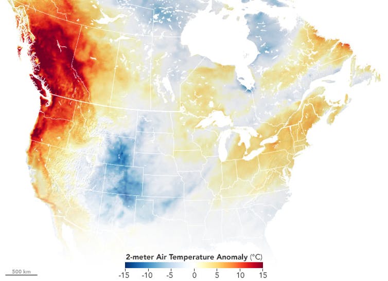 US Map showing strong temperature anomalies from Oregon through British Columbia.