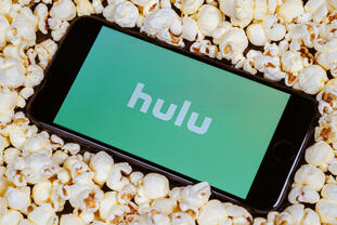 hulu-phone-popcorn.jpg