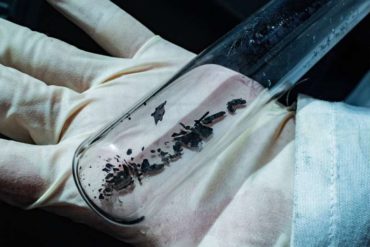 Rice physicists find 'magnon' origins in 2D magnet