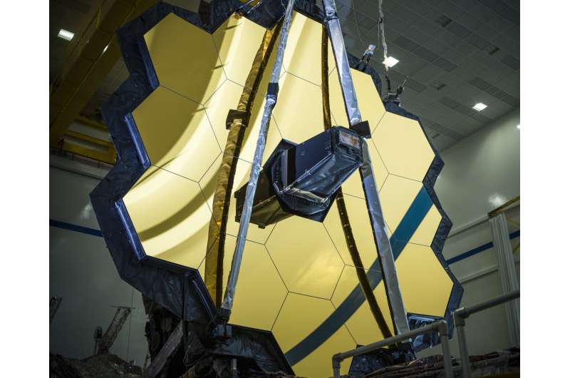 Hubble telescope's bigger, more powerful successor to soar