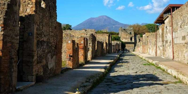 Is Vesuvius taking an extended siesta?