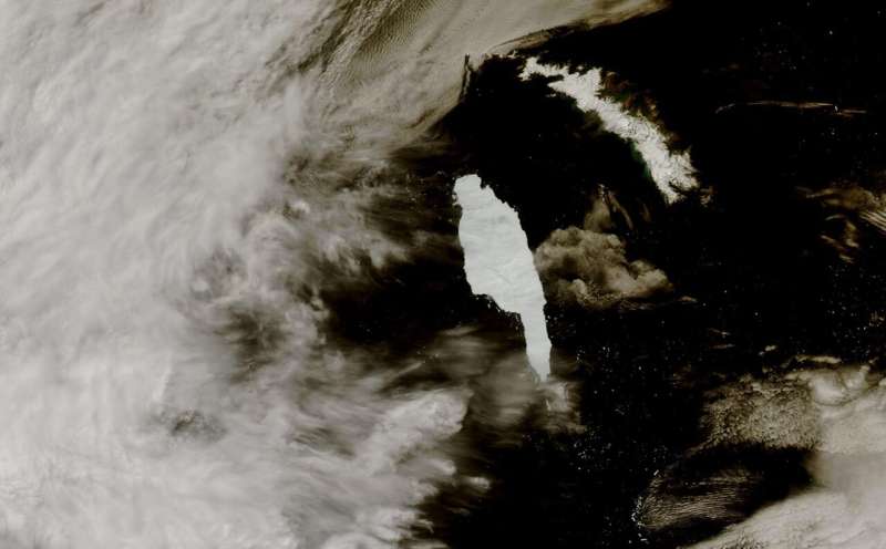Satellites reveal world's most famous 'mega iceberg' released 152 billion tonnes of fresh water into ocean as it scraped past So