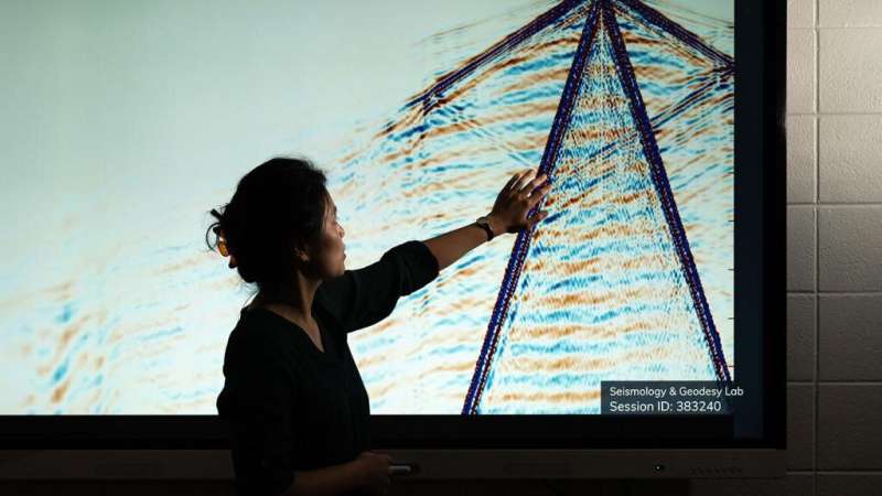 Scientists make models to understand how seismic waves move through earth