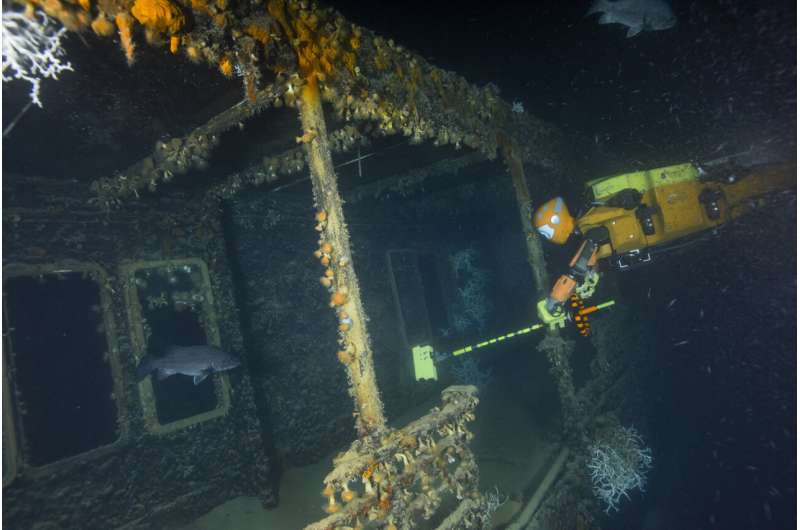 Underwater robot connects humans' sight and touch to deep sea