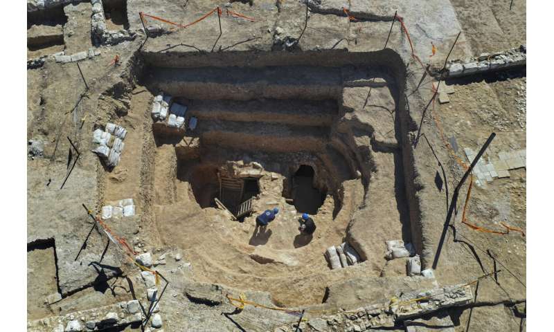 Luxurious 1,200-year-old mansion found in southern Israel