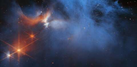 Space telescope probes chemistry around a newborn star