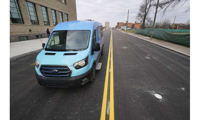 New technology installed beneath Detroit street can charge electric vehicles as they drive