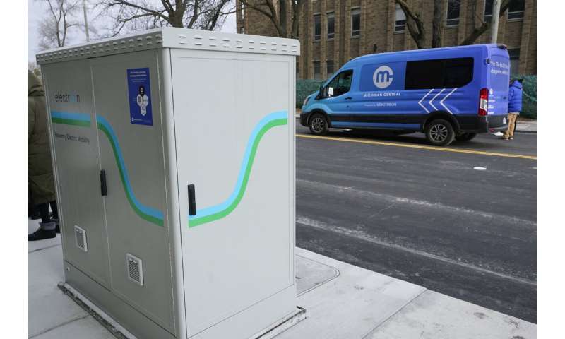 New technology installed beneath Detroit street can charge electric vehicles as they drive