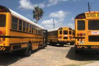 Electric school buses may yield significant health and climate ...