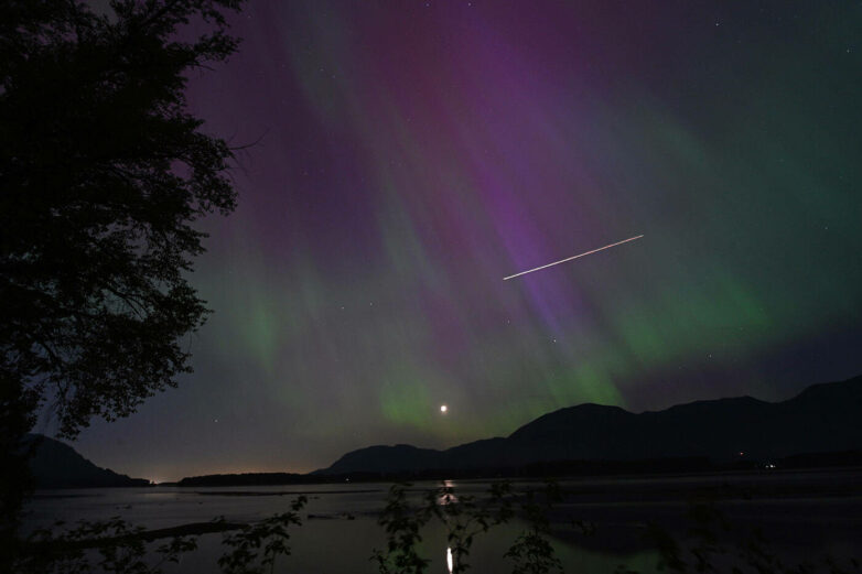 OPINION: Technology helps Chilliwack photographer see auroras for ...