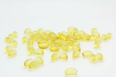 Regular fish oil supplement use might increase first-time heart ...