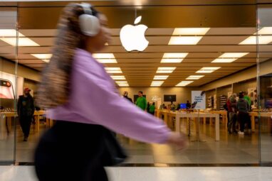 Apple expected to enter AI race with ambitions to overtake the ...