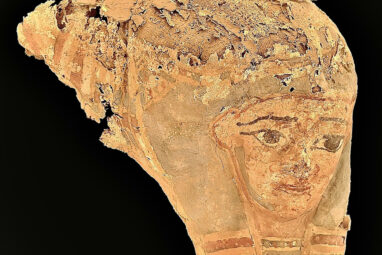 Egypt tomb find may shed light on ancient diseases: ministry