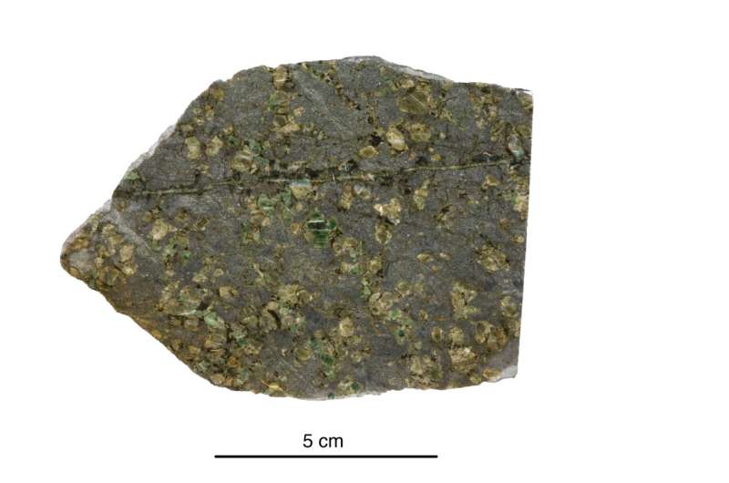 New study supports stable mantle chemistry dating back to Earth's early geologic history and over its prodigious evolution