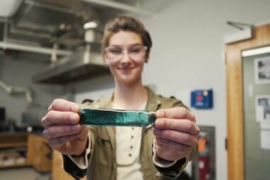 Message in a bottle: Combining mixed-color glass an option to boost recycling