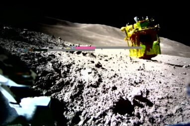 NASA, JAXA bounce laser beam between moon's surface and lunar orbit