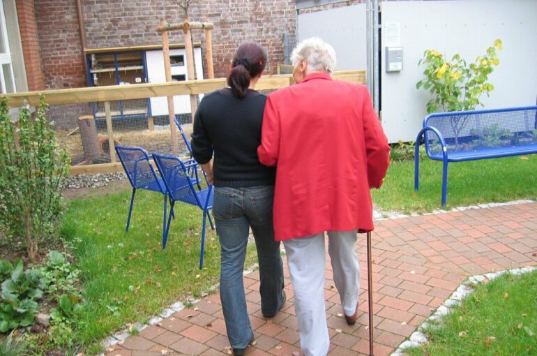 New research finds outsourcing care homes in England ...