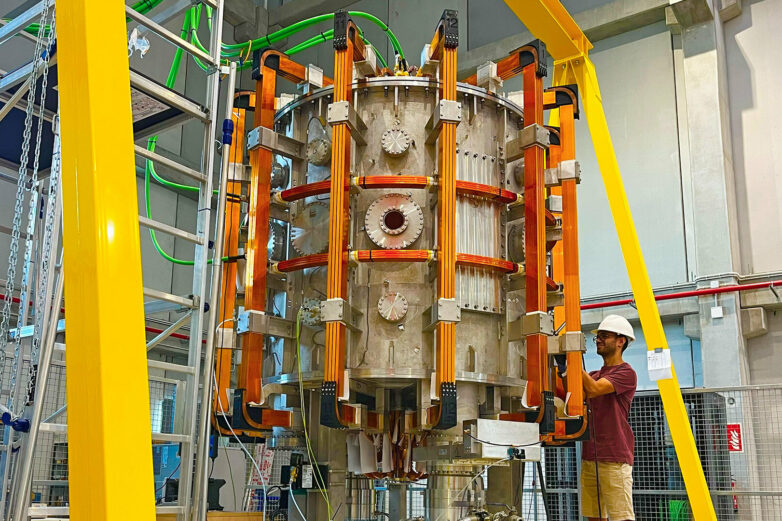 A new and unique fusion reactor comes together due to global ...