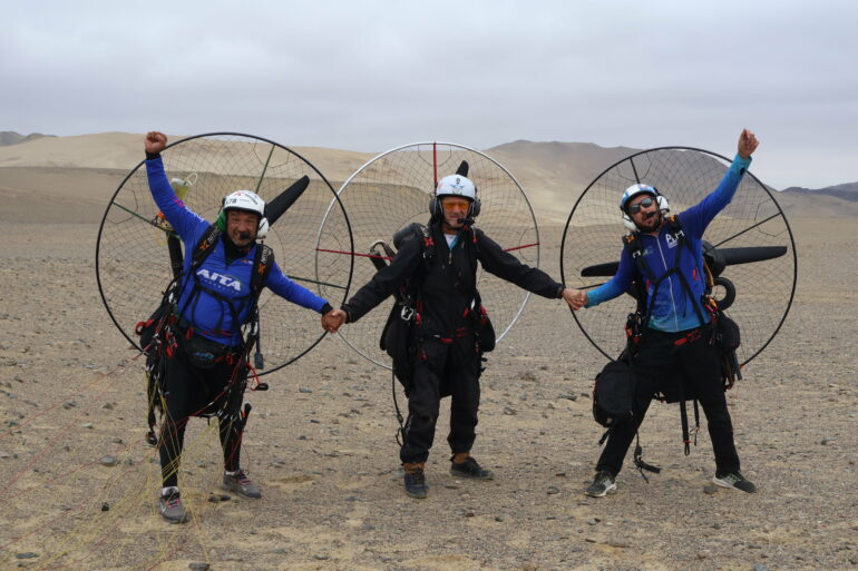 Extreme botany: Paramotorists soar across remote Peru desert to ...