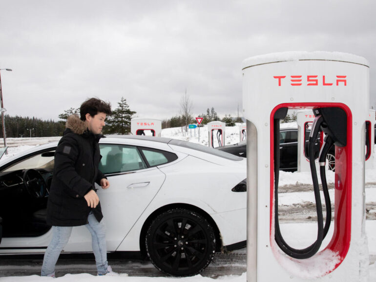 Norway's electric car sales set new world record