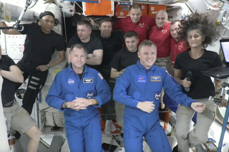 Stuck NASA astronauts welcome SpaceX capsule that'll bring them ...