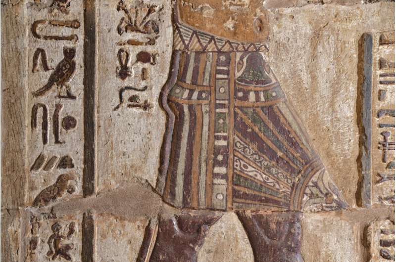 New paintings and details uncovered in the Egyptian temple of Esna