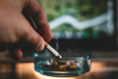 Eliminating tobacco smoking could help increase life expectancy by ...