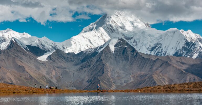 Geologist Tracks Lead Pollution In A Tibetan Glacier, Revealing ...