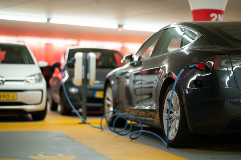 New research reveals how large-scale adoption of electric vehicles ...