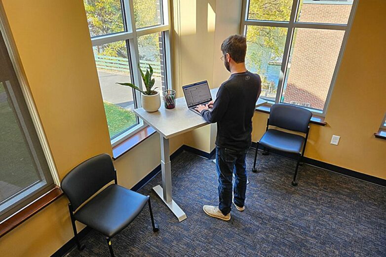 Standing desks are not the answer to decreasing blood pressure ...