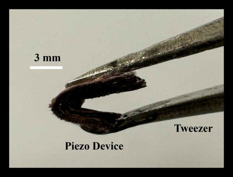 Innovative device could power electronics using body movements