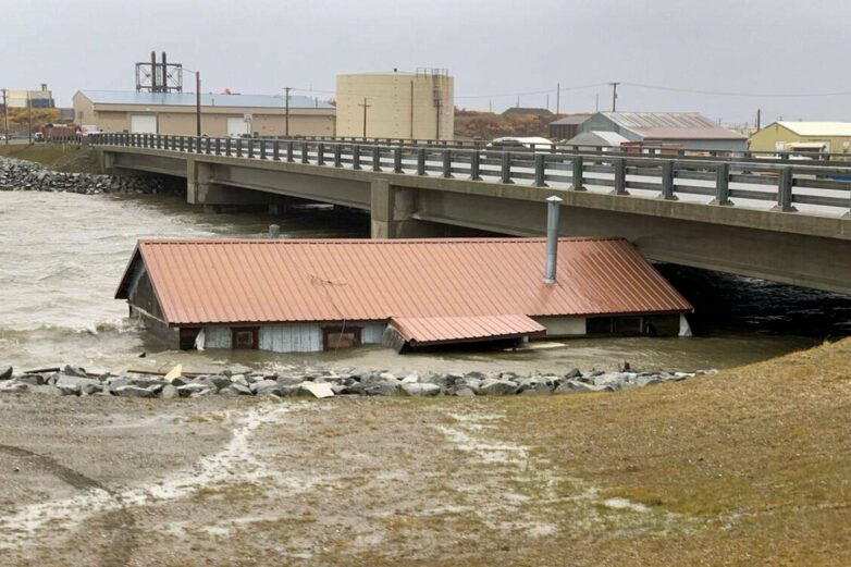 Shrinking sea ice means more-intense storms on Alaska's coast ...