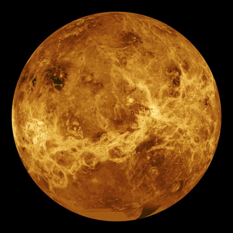 Researchers deal a blow to theory that Venus once had liquid water ...