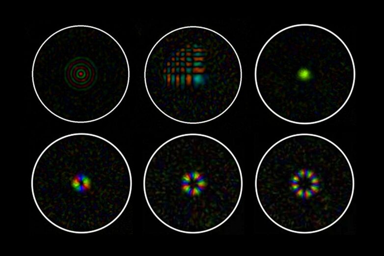 Microscopy at the tip of a hair-thin optical fiber: New approach ...