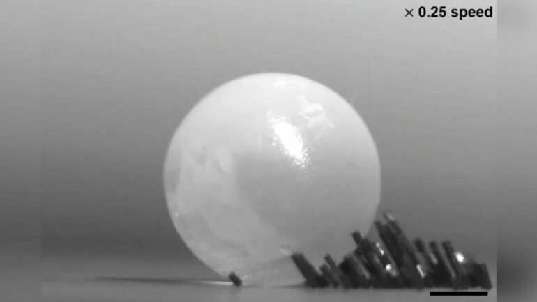 Ant-Like Robot Swarms That Lift Heavy Objects Like in Antman Film :  Micro-robots made by South Korea