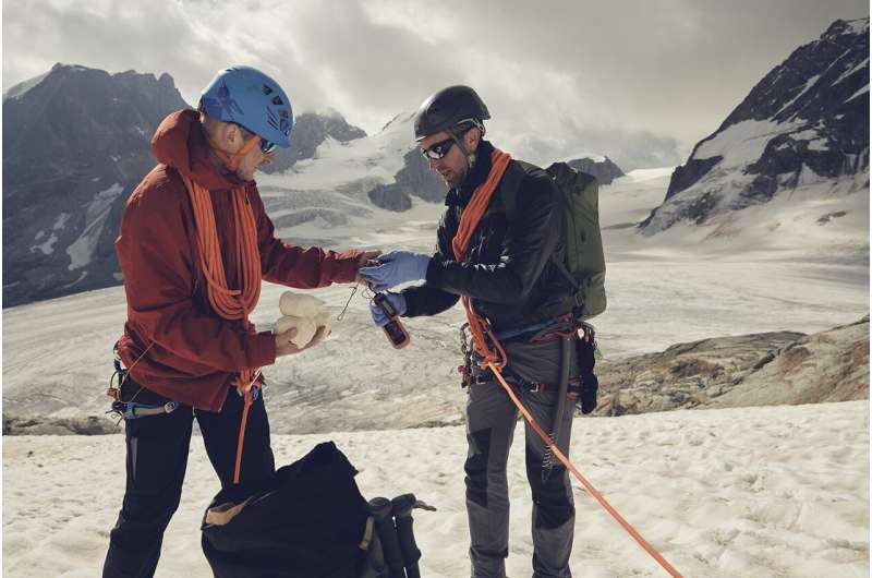 Nanoplastics found in remote glaciers