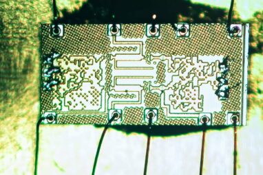 AI unveils strange chip designs, while discovering new functionalities