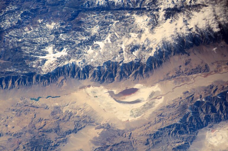 Delamination (geology) - Wikipedia