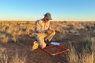 Dung data: How manure can improve global maps of herbivore ...