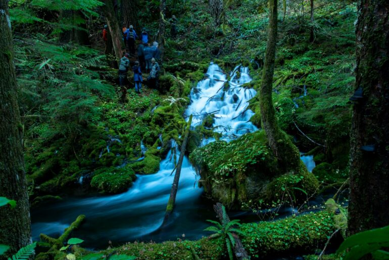 Oregon Cascades hide a huge buried aquifer