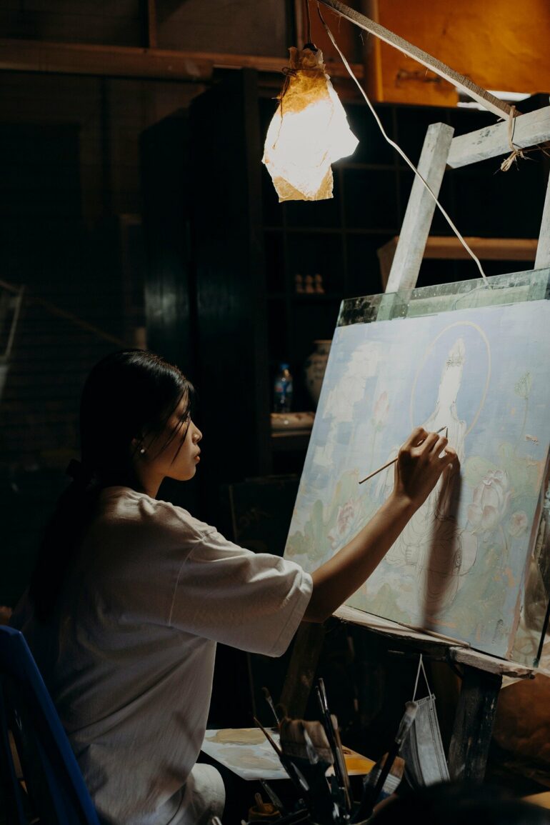 Professional artists viewed as more creative than AI programs ...