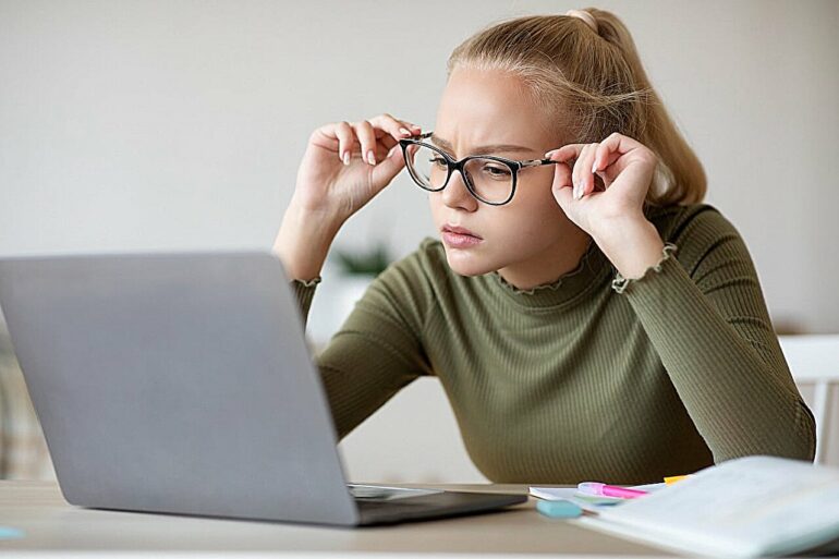 Research shows just one hour of screen time increases risk of ...