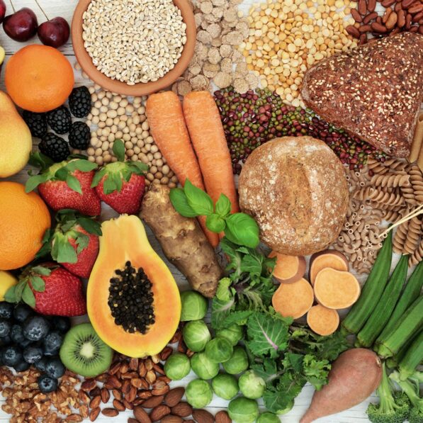 Healthy eating in midlife linked to overall healthy aging ...