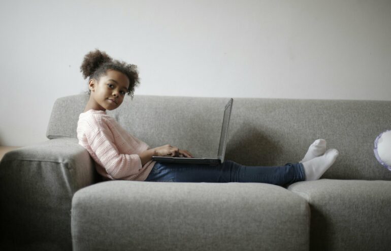 New AI model detects toxic online comments with 87% accuracy