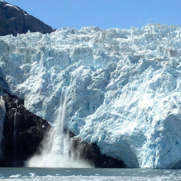 Shrinking Andean glaciers threaten water supply of 90 million ...